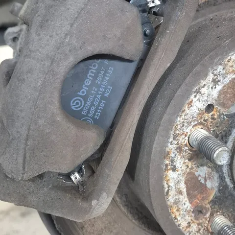 Nya bromsklossar